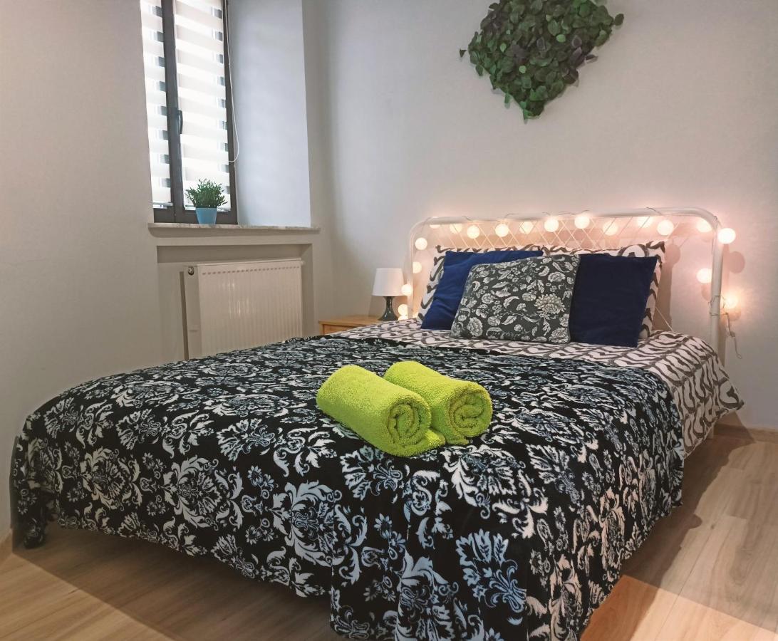 Apartament Granatowy Swietoduska 12 Λούμπλιν Εξωτερικό φωτογραφία
